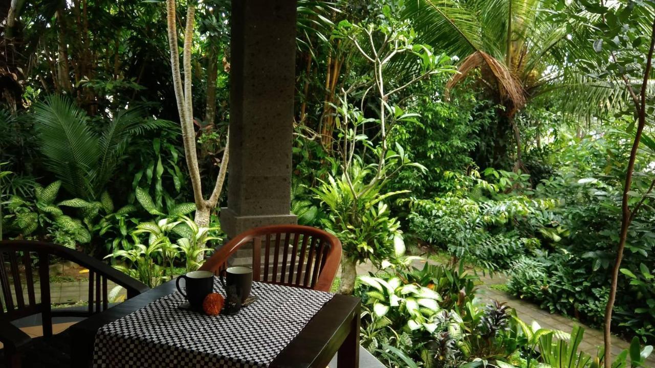 Prasanti Bed & Breakfast Ubud Extérieur photo
